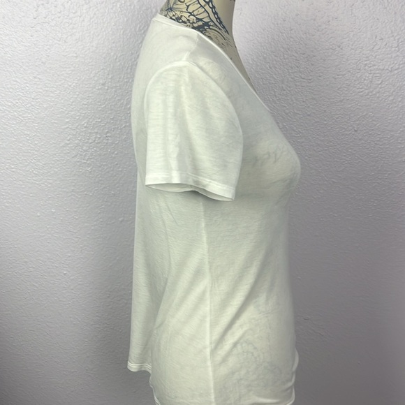 White Basic Layering Tee - Picture 5 of 5